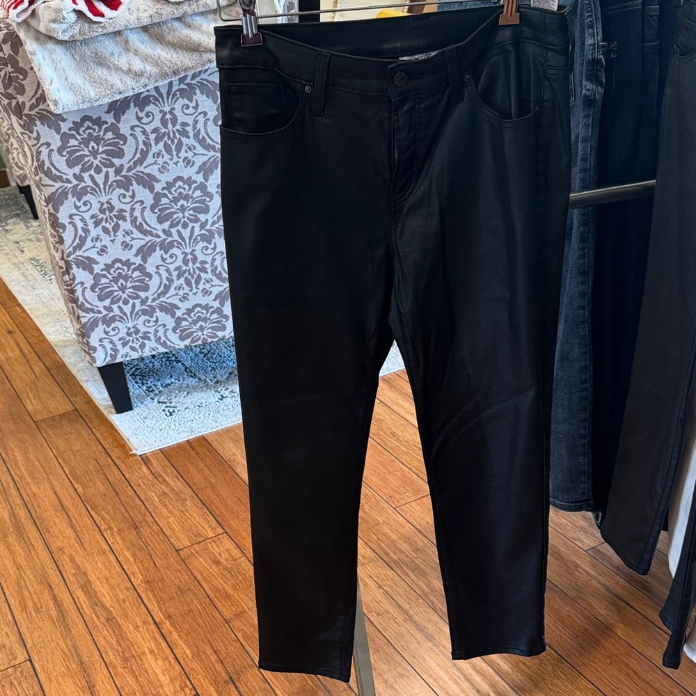 Girlfriend Coated Ankle Jeans